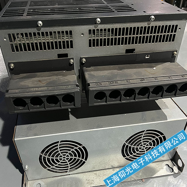 ���T(m��n)���ŷ��(q��)��(d��ng)��LED���W�q�S����늟o(w��)�@ʾ�S�޷���