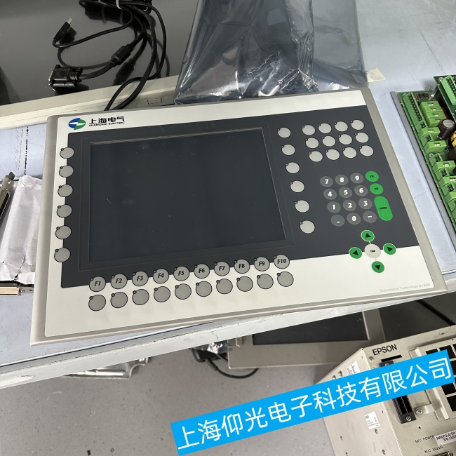 ��ͨؐ���R���ؙC Panel PC 3100���������������ϾS�ޏS���Ԓ