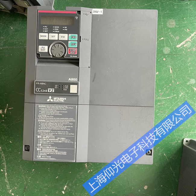 �͉����l������A700׃�l��E.UVT���ϙz��