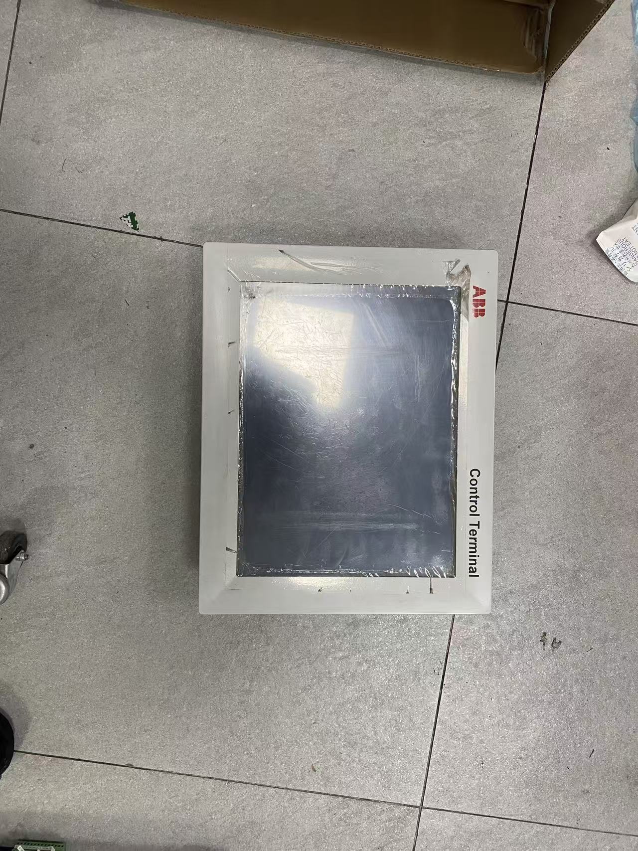 ABB Control Terminal �|�����S�޷���